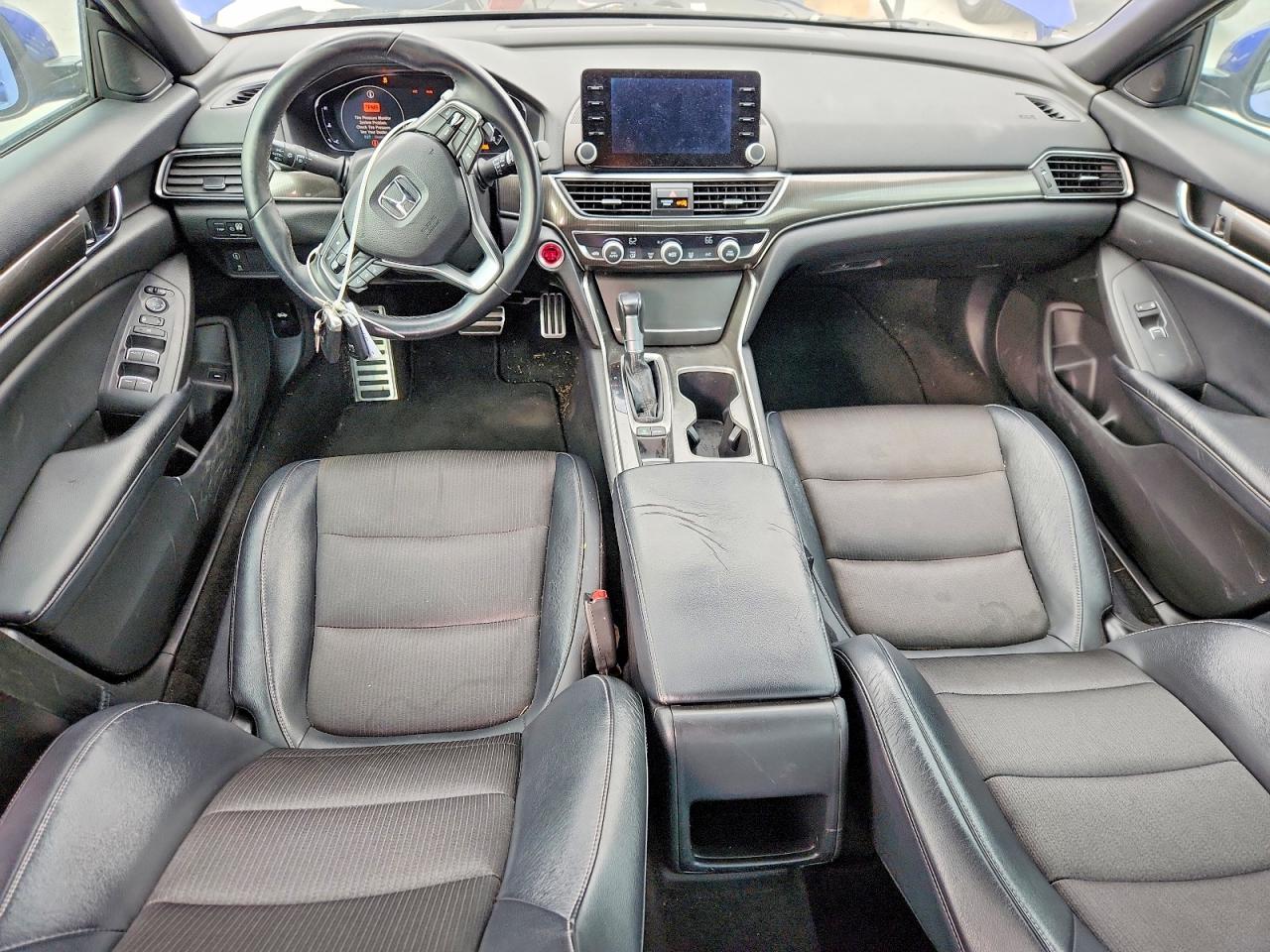 2018 HONDA ACCORD SPORT photo 22