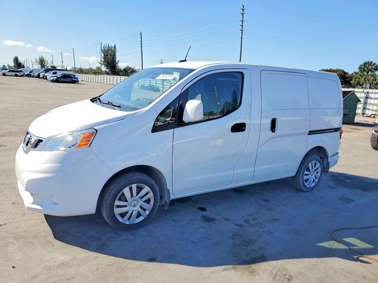 2020 NISSAN NV200