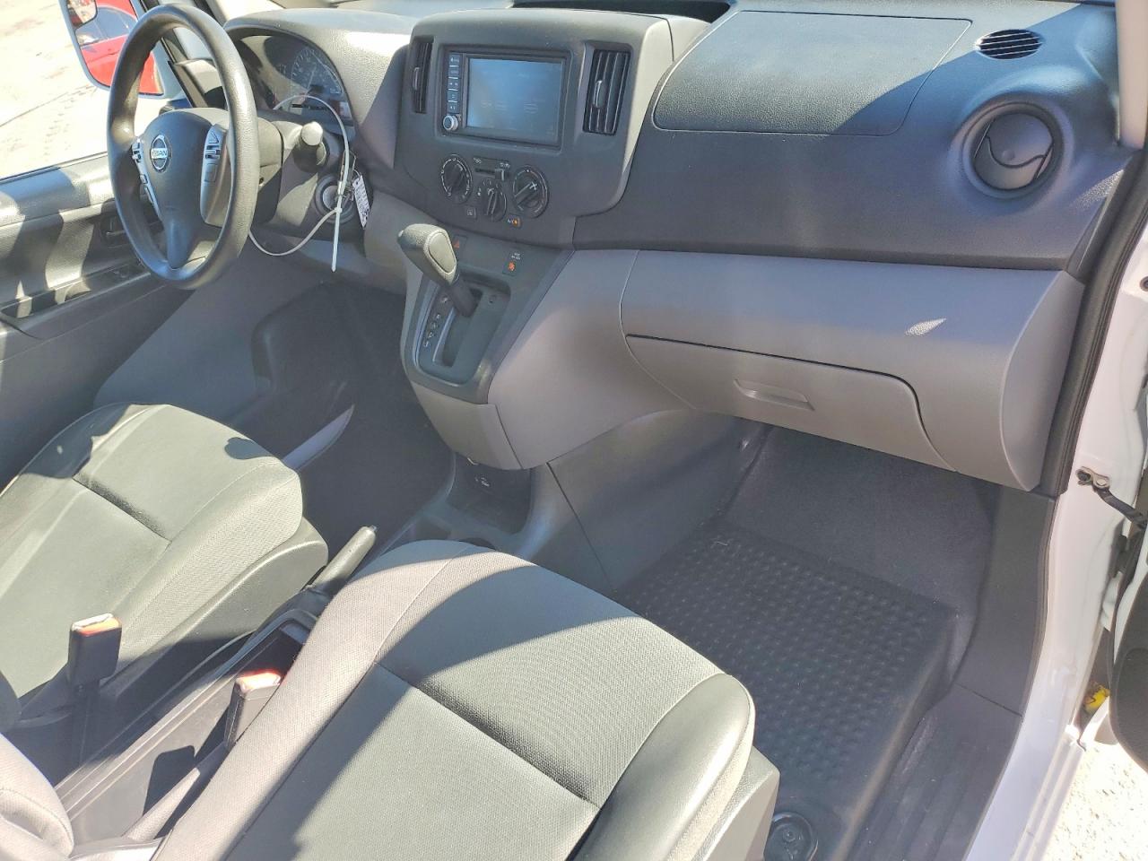 2020 NISSAN NV200 DELIVERY VAN photo 8