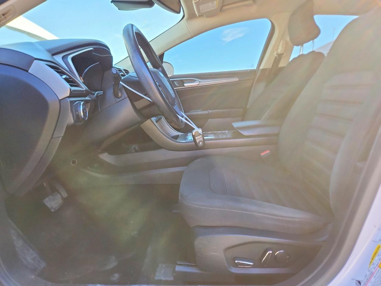 2019 FORD FUSION SE photo 7