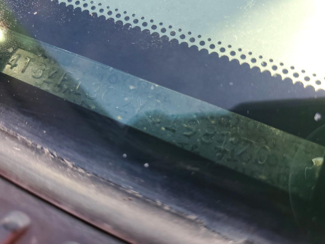 2000 TOYOTA SIENNA LE photo 13