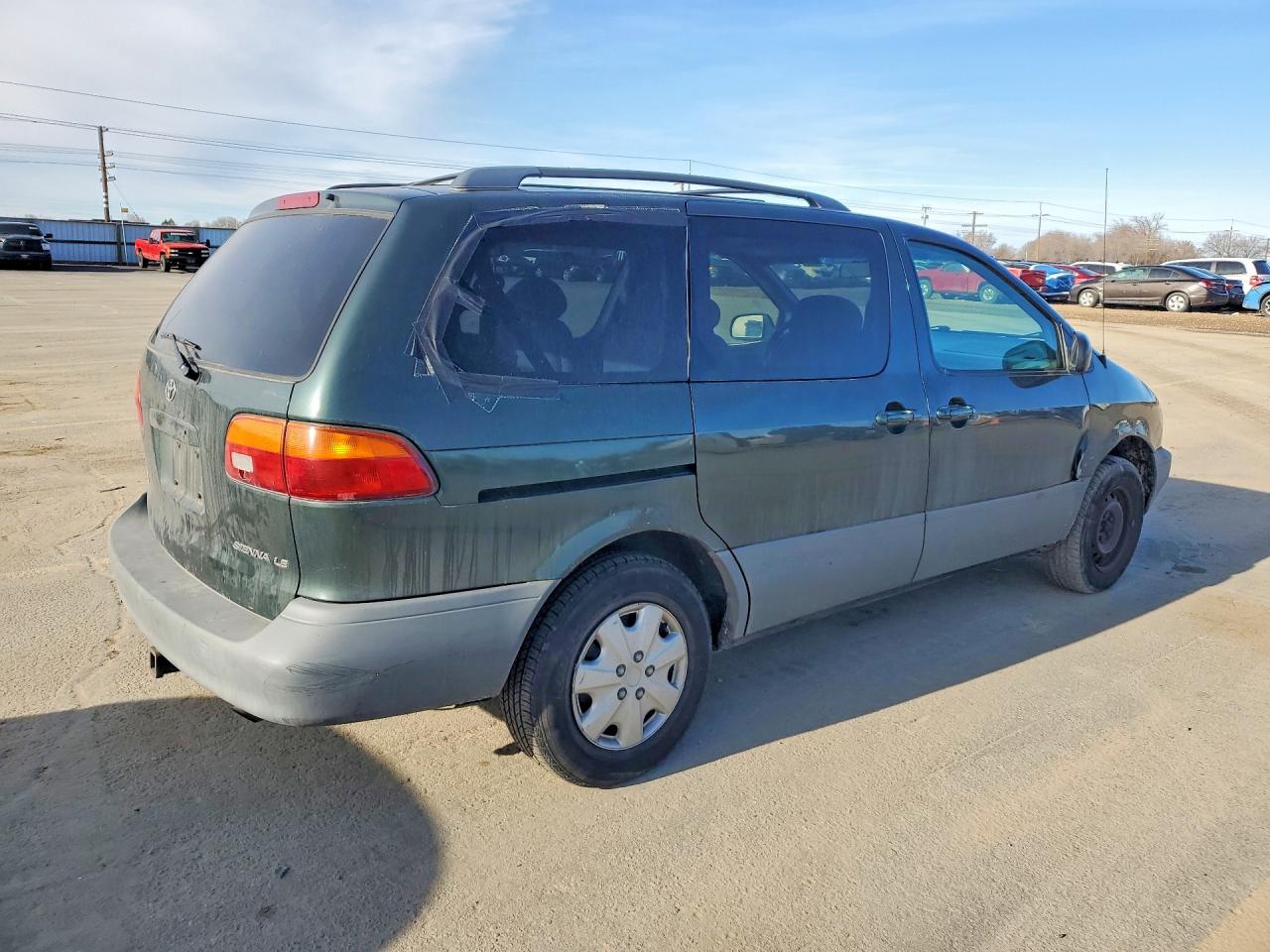 2000 TOYOTA SIENNA LE photo 3
