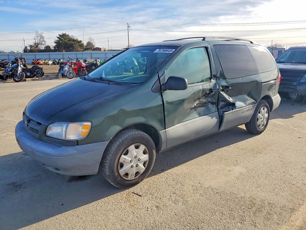 2000 TOYOTA SIENNA