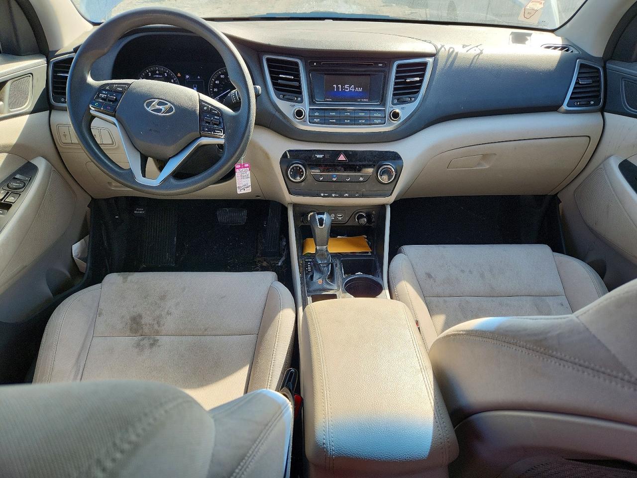 2018 HYUNDAI TUCSON SE photo 8