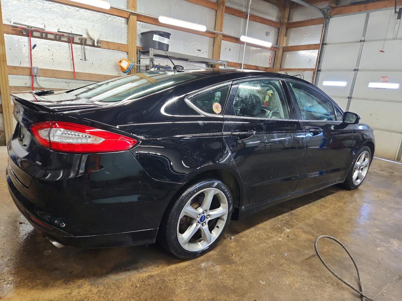 2016 FORD FUSION SE photo 3