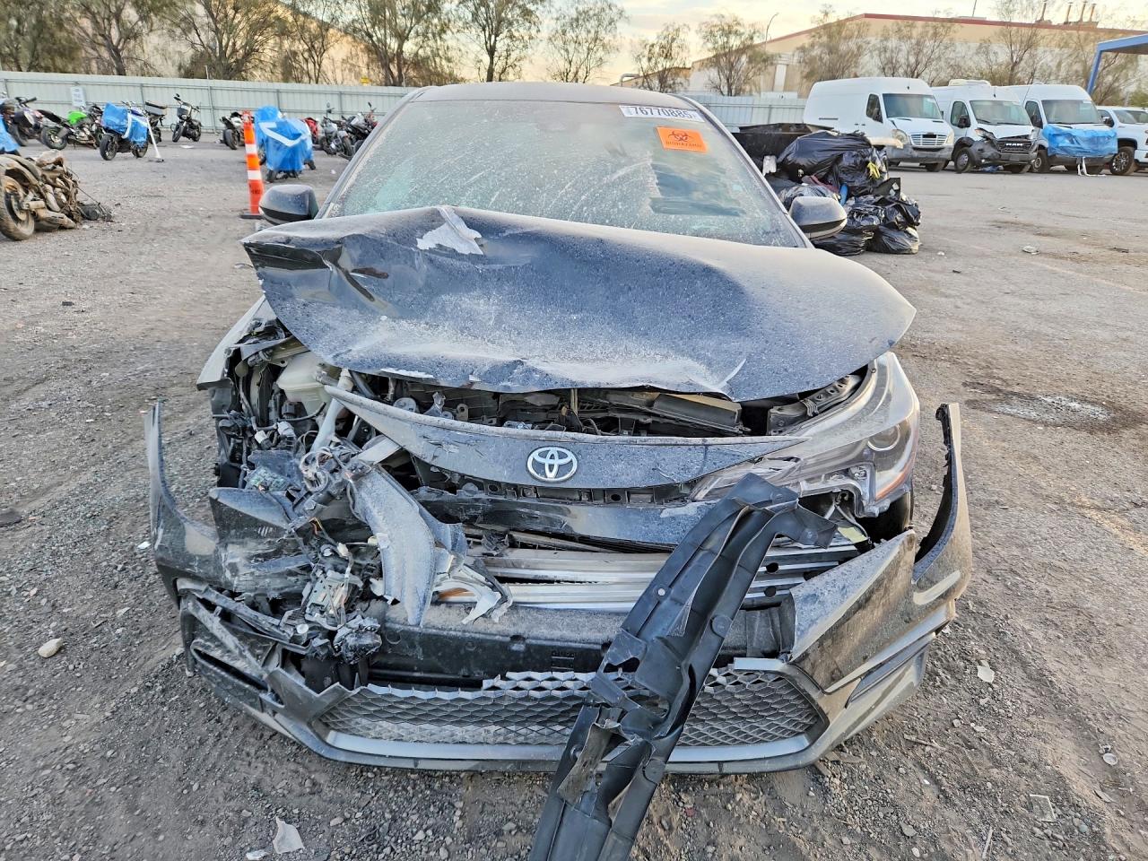 2020 TOYOTA COROLLA SE photo 13