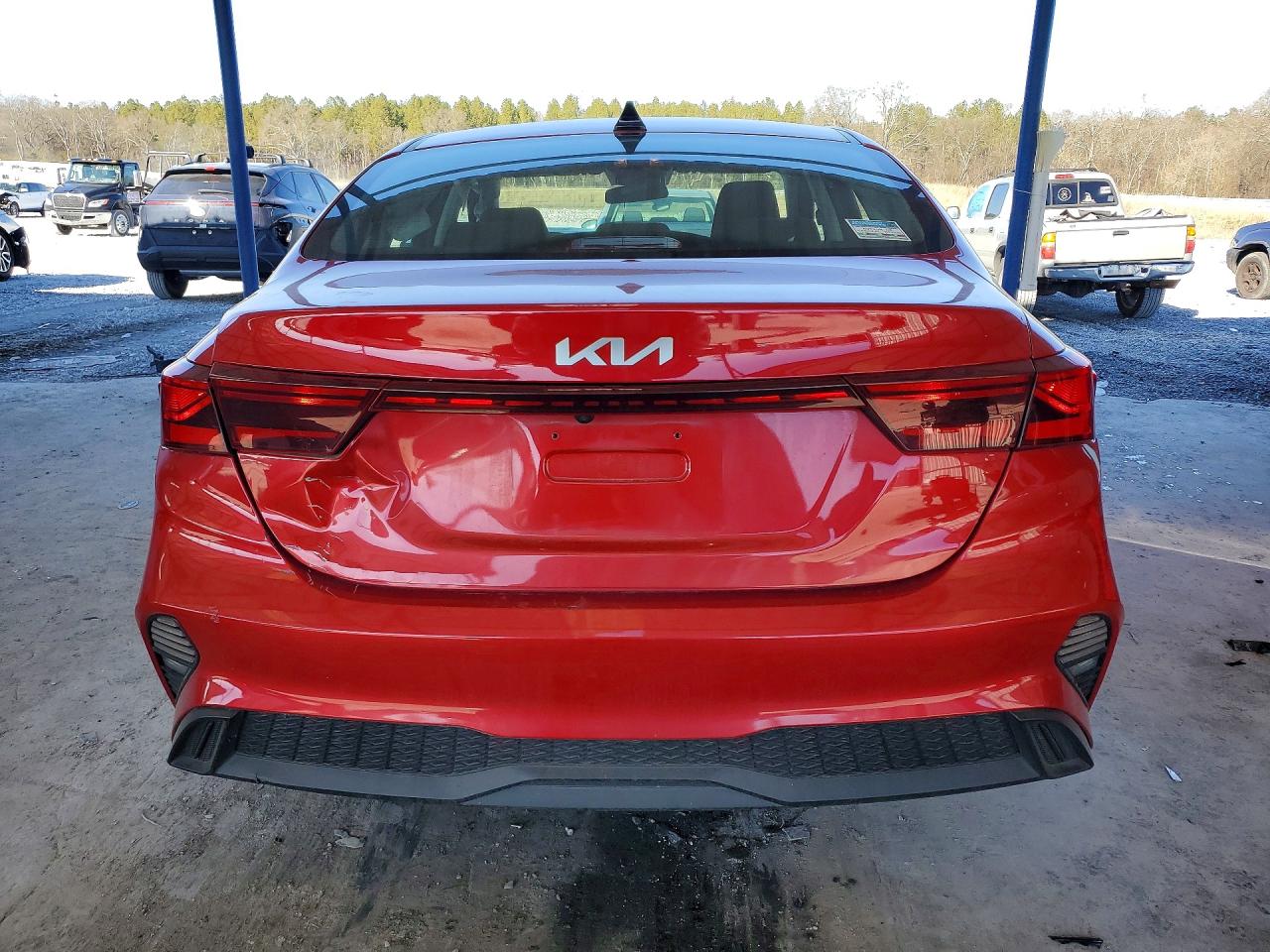 2023 KIA FORTE LX photo 6