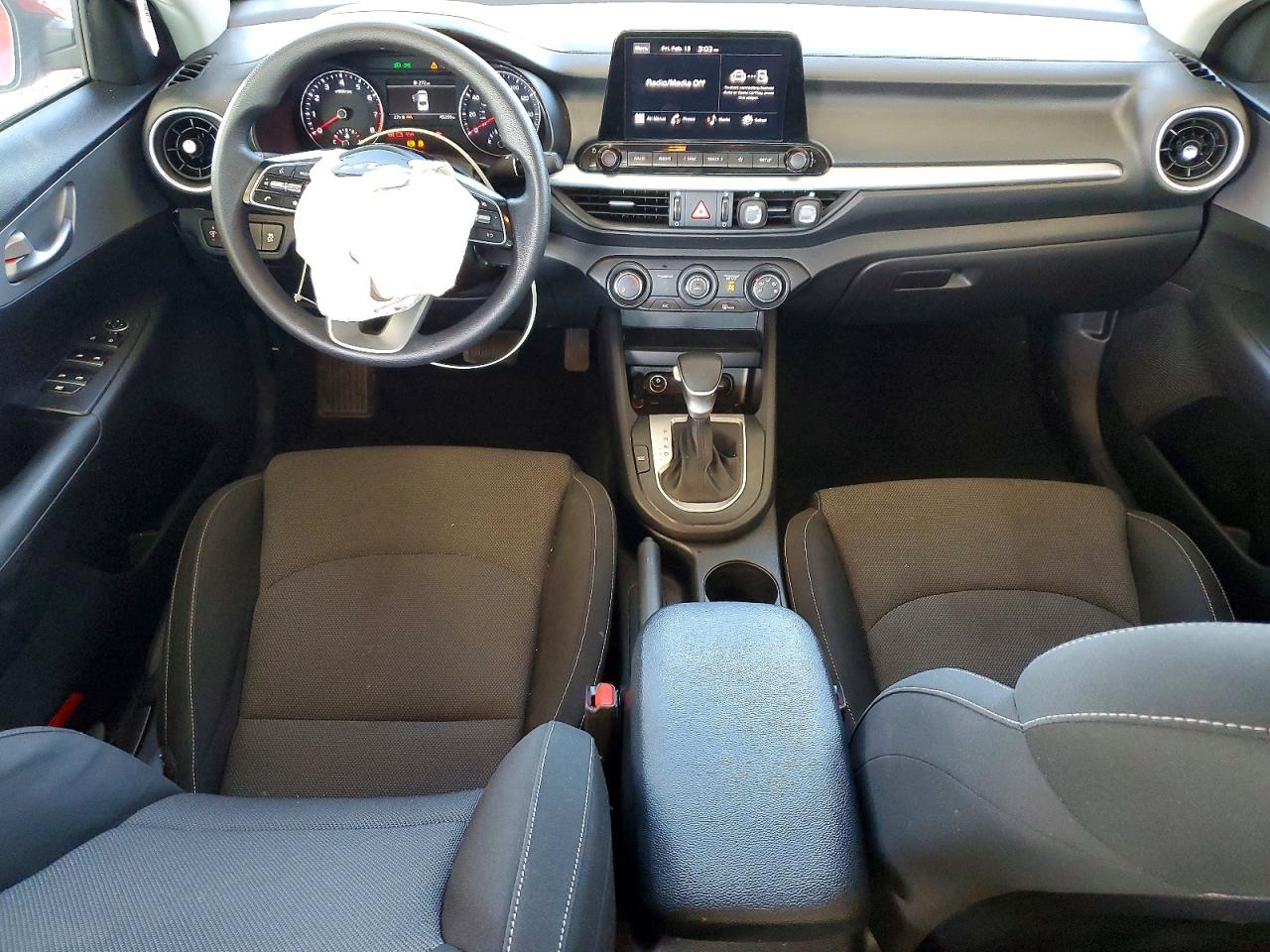 2023 KIA FORTE LX photo 8