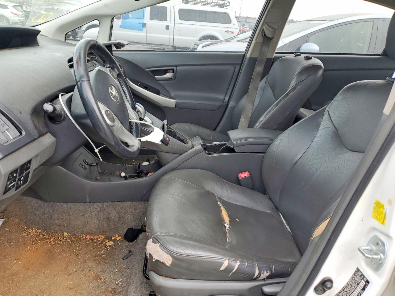 2011 TOYOTA PRIUS photo 7