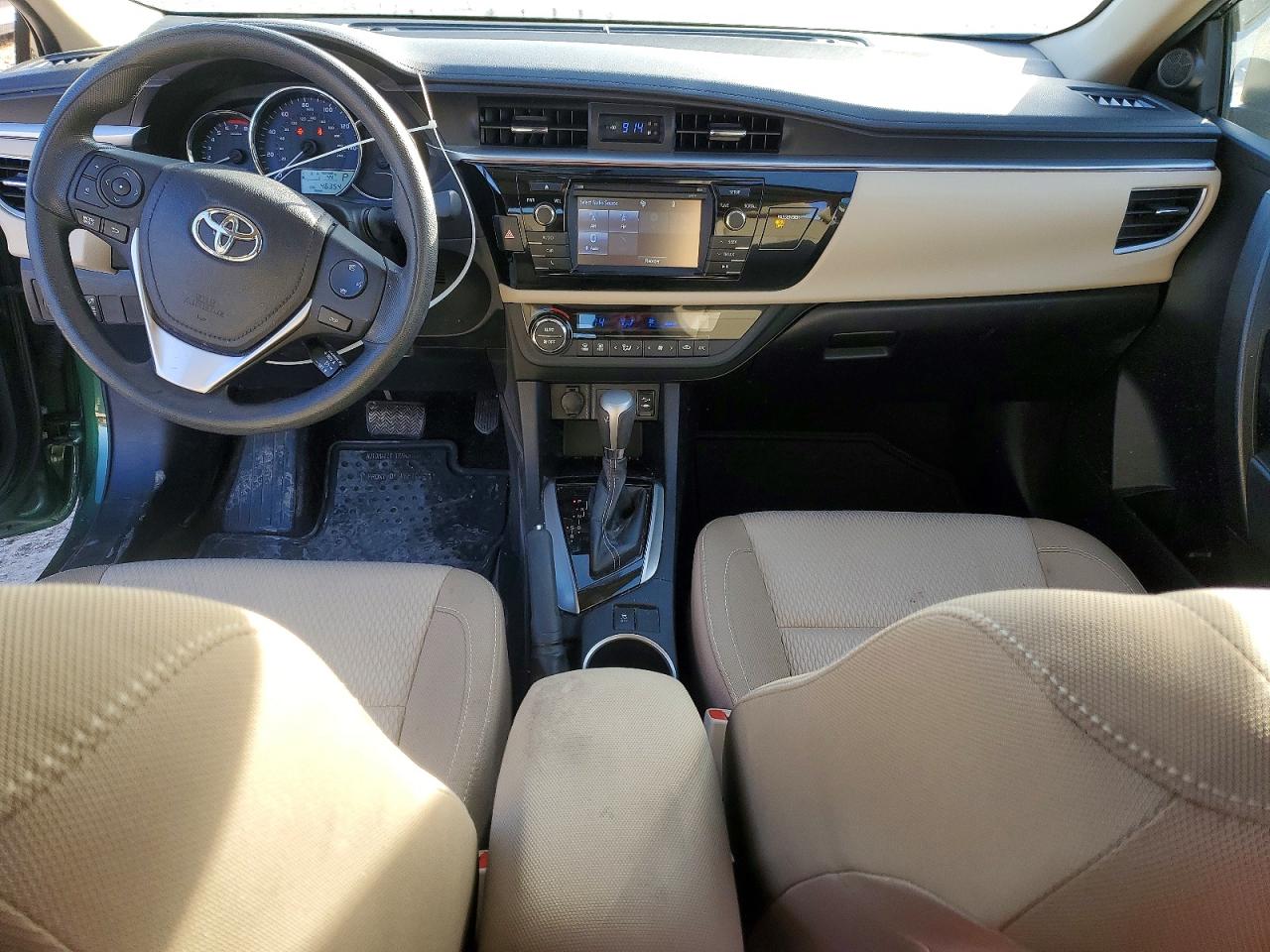 2016 TOYOTA COROLLA LE photo 8
