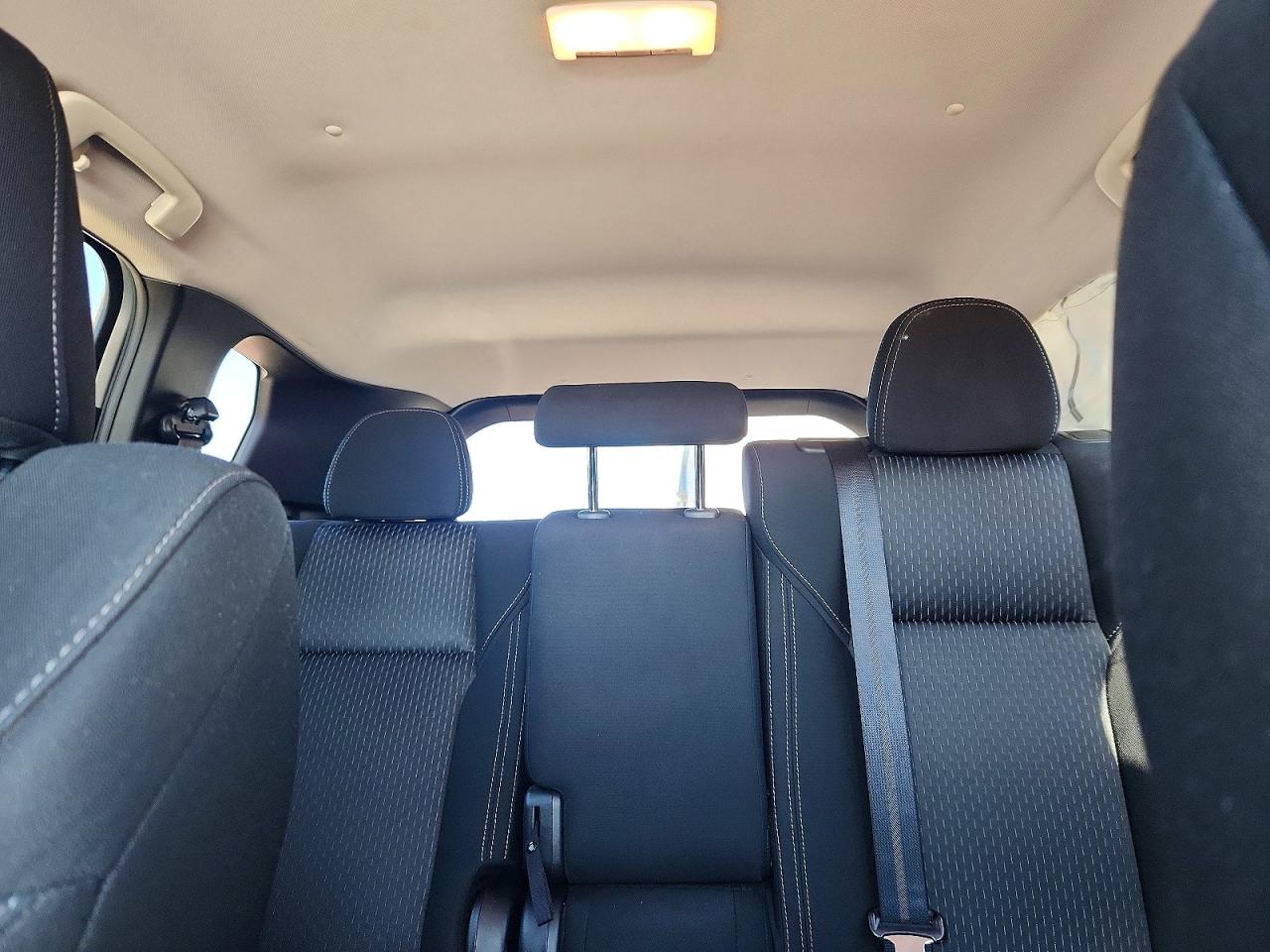 2024 MITSUBISHI OUTLANDER ES photo 28