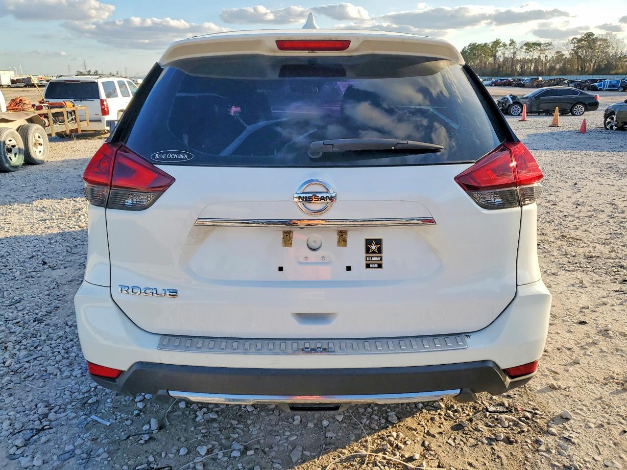 2020 NISSAN ROGUE S photo 11