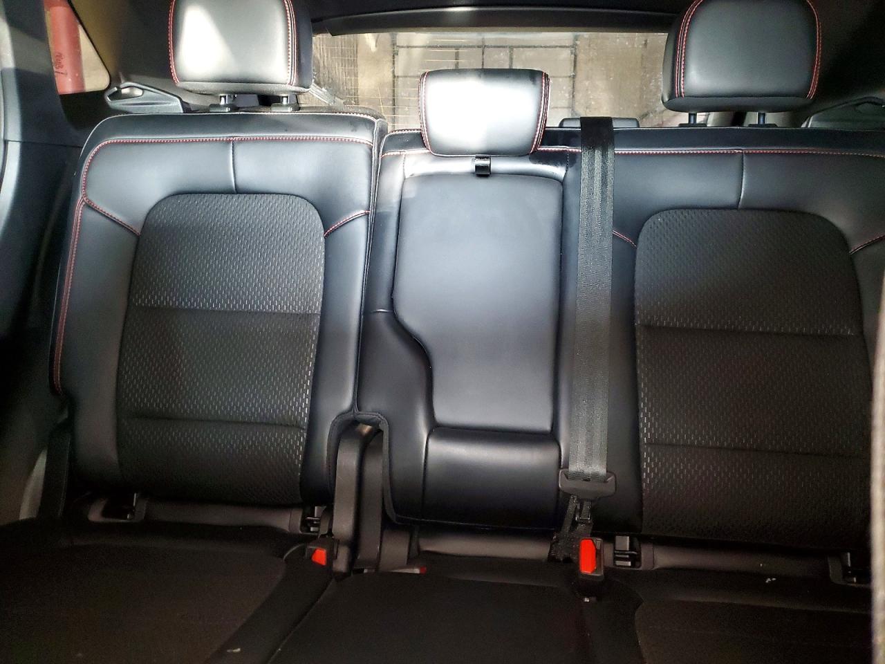 2025 FORD ESCAPE ST LINE photo 19
