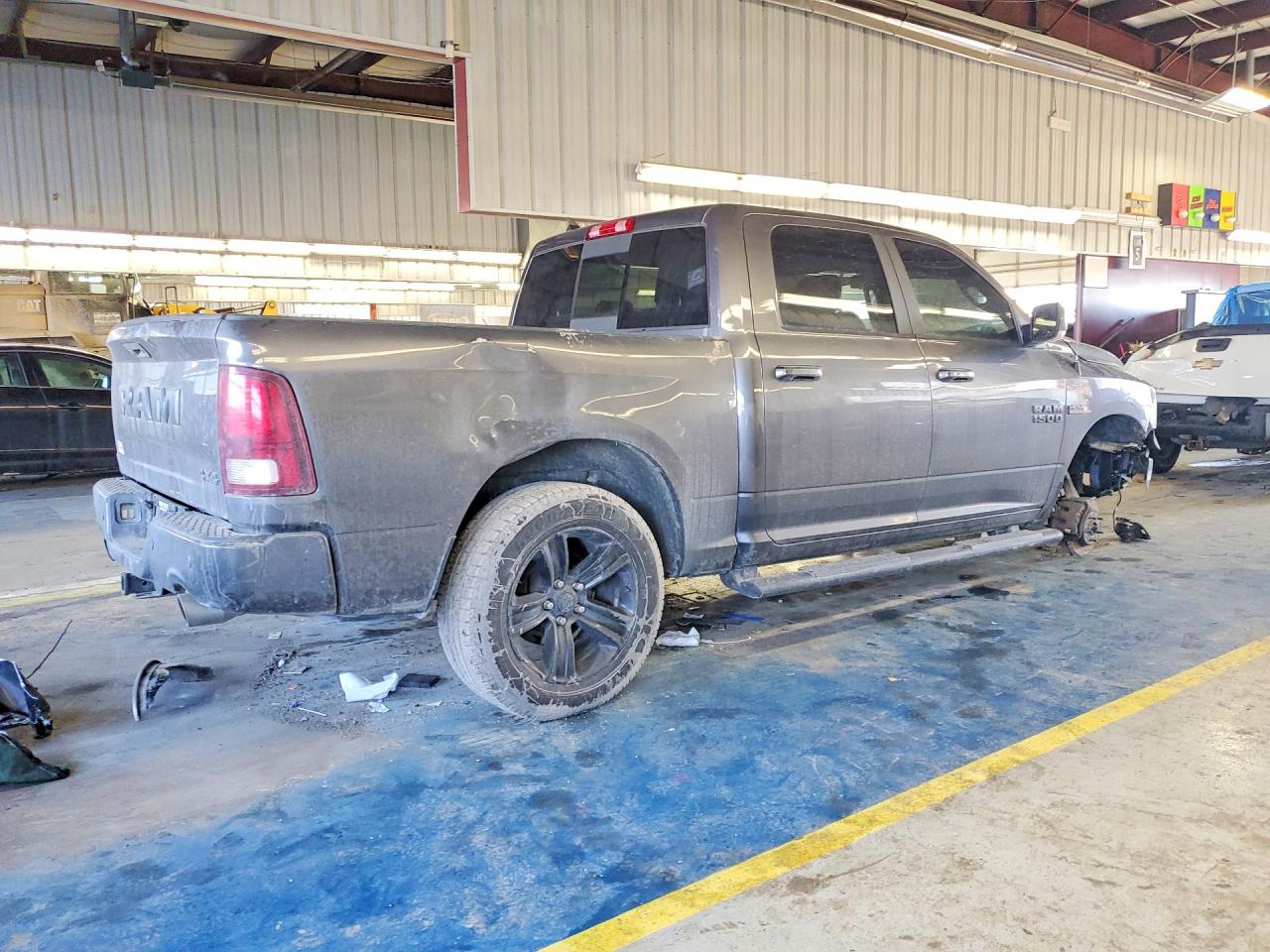 2018 RAM 1500 SPORT photo 5