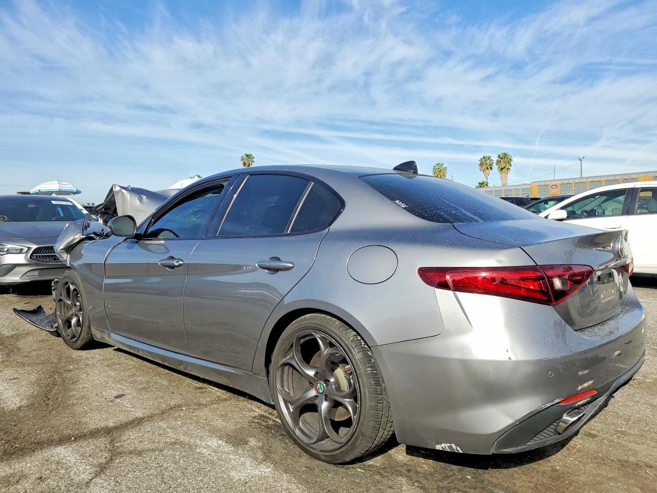 2019 ALFA ROMEO GIULIA TI photo 3