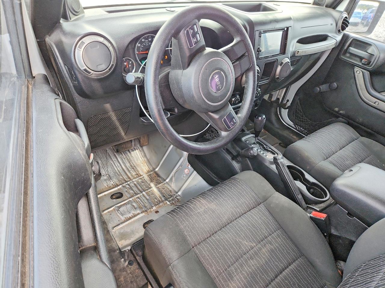 2011 JEEP WRANGLER SPORT photo 16