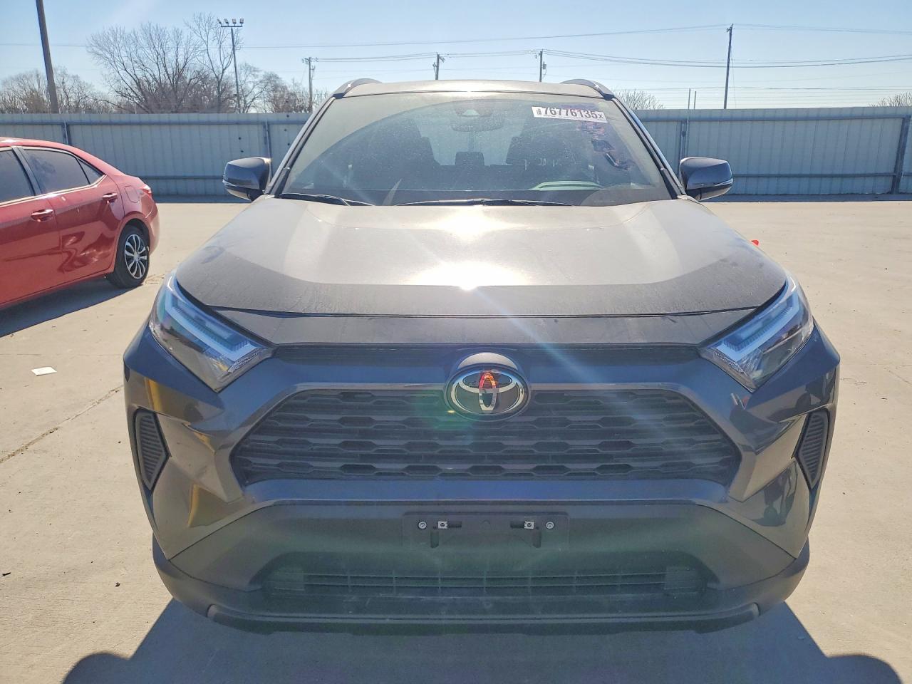 2024 TOYOTA RAV4 XLE photo 5