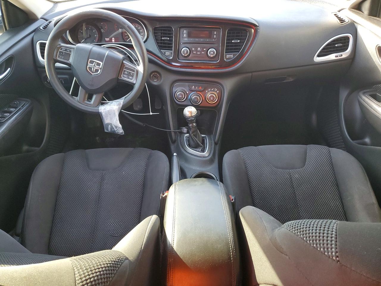 2015 DODGE DART SE photo 15