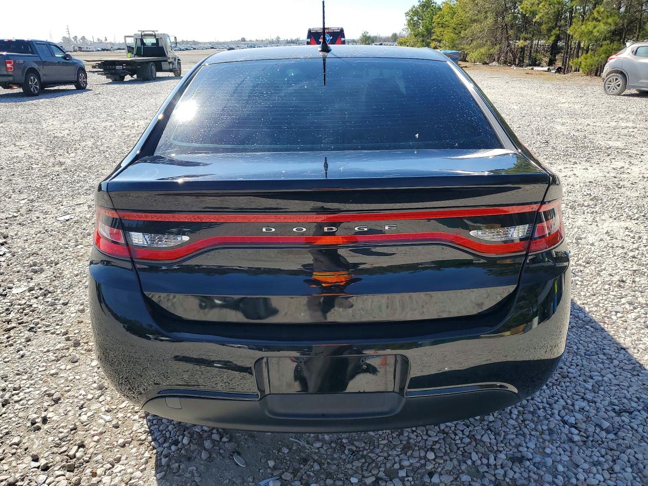 2015 DODGE DART SE photo 11