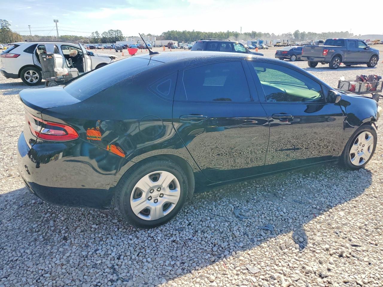 2015 DODGE DART SE photo 5