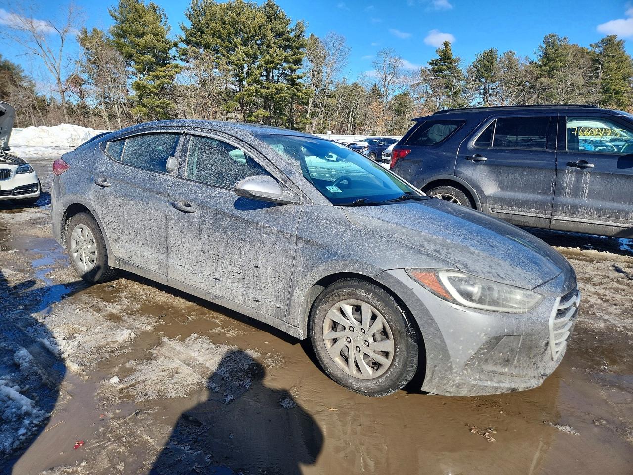 2018 HYUNDAI ELANTRA SE photo 4