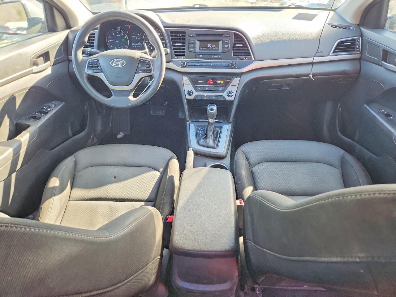 2018 HYUNDAI ELANTRA SE photo 8