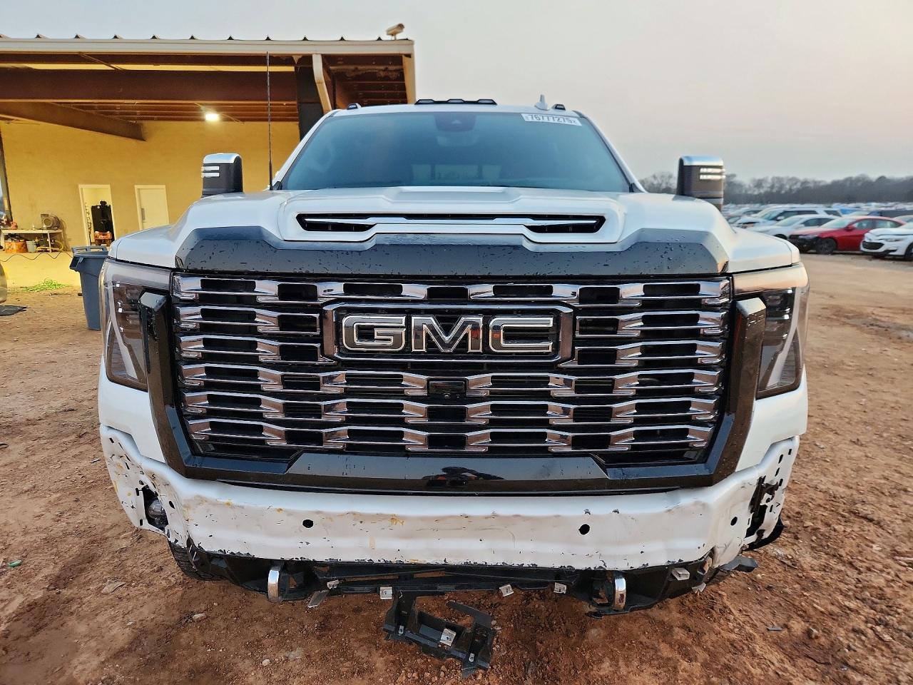 2025 GMC SIERRA K2500 DENALI ULTIMATE photo 5