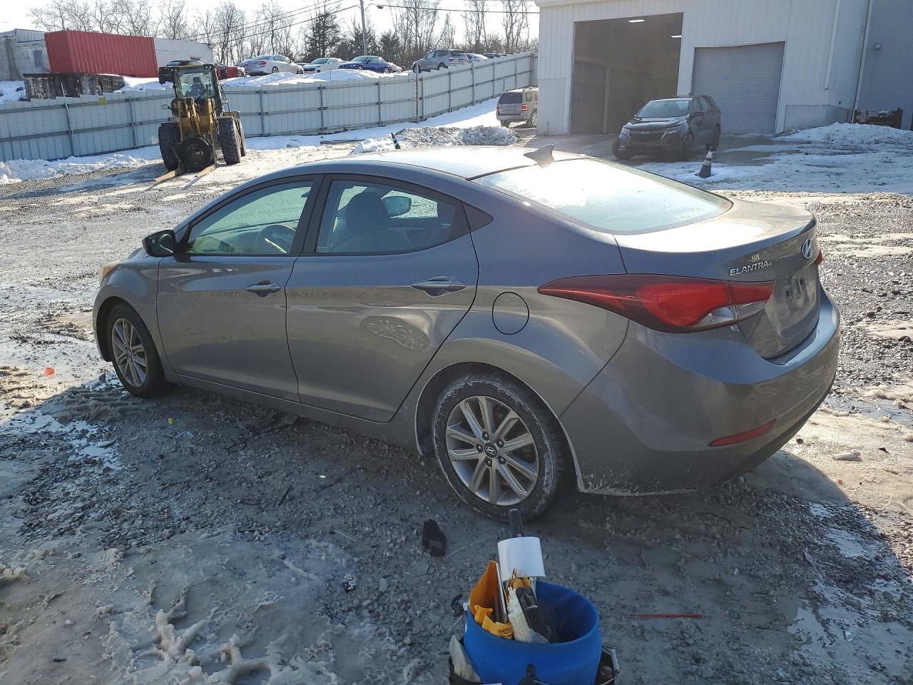 2014 HYUNDAI ELANTRA SE photo 3