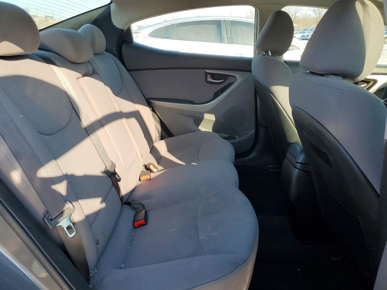 2014 HYUNDAI ELANTRA SE photo 19