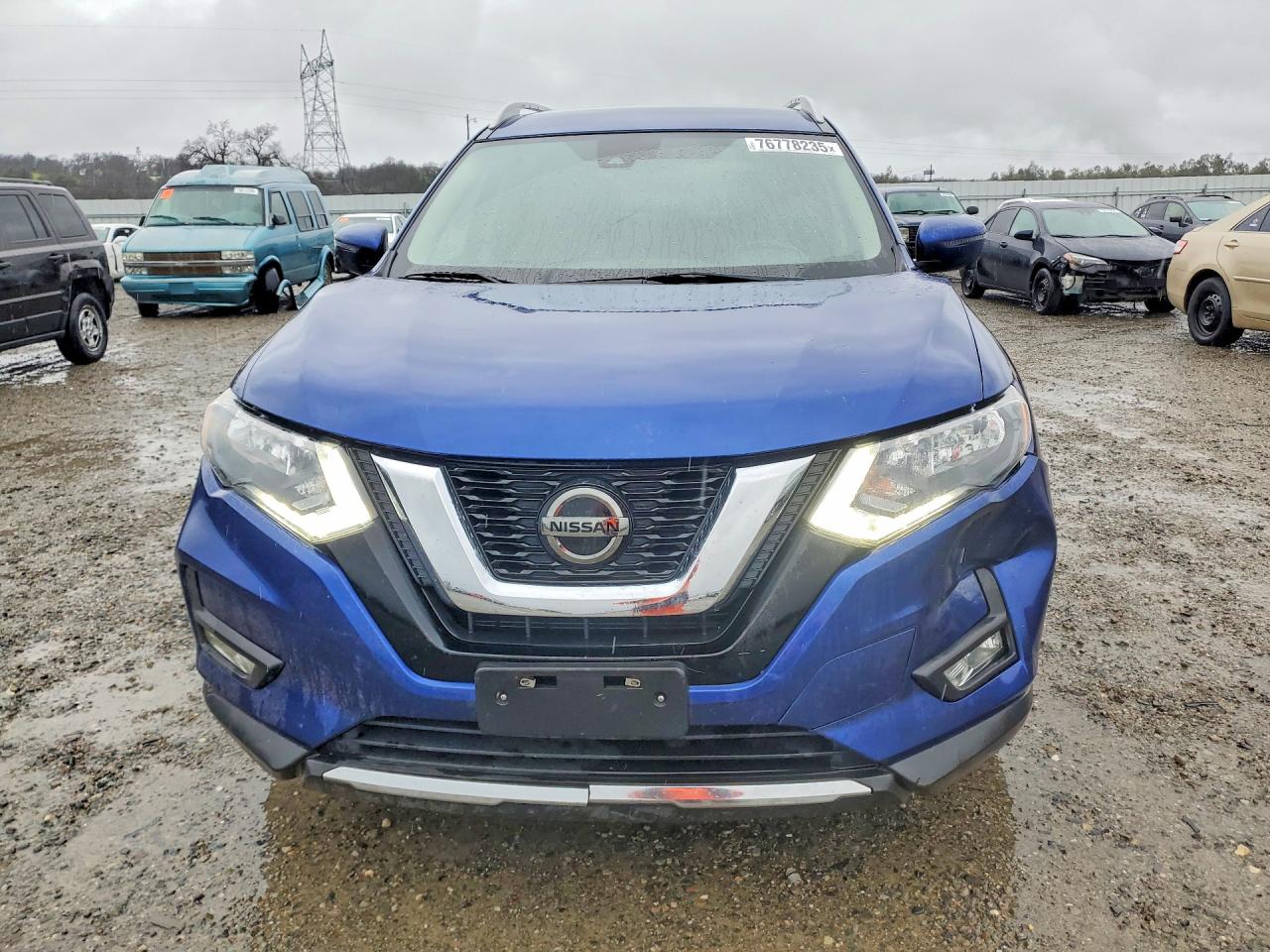 2018 NISSAN ROGUE S photo 9