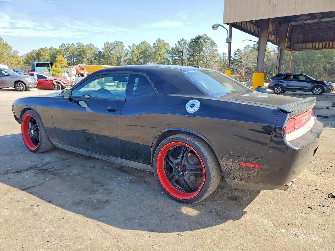 2013 DODGE CHALLENGER SXT photo 4