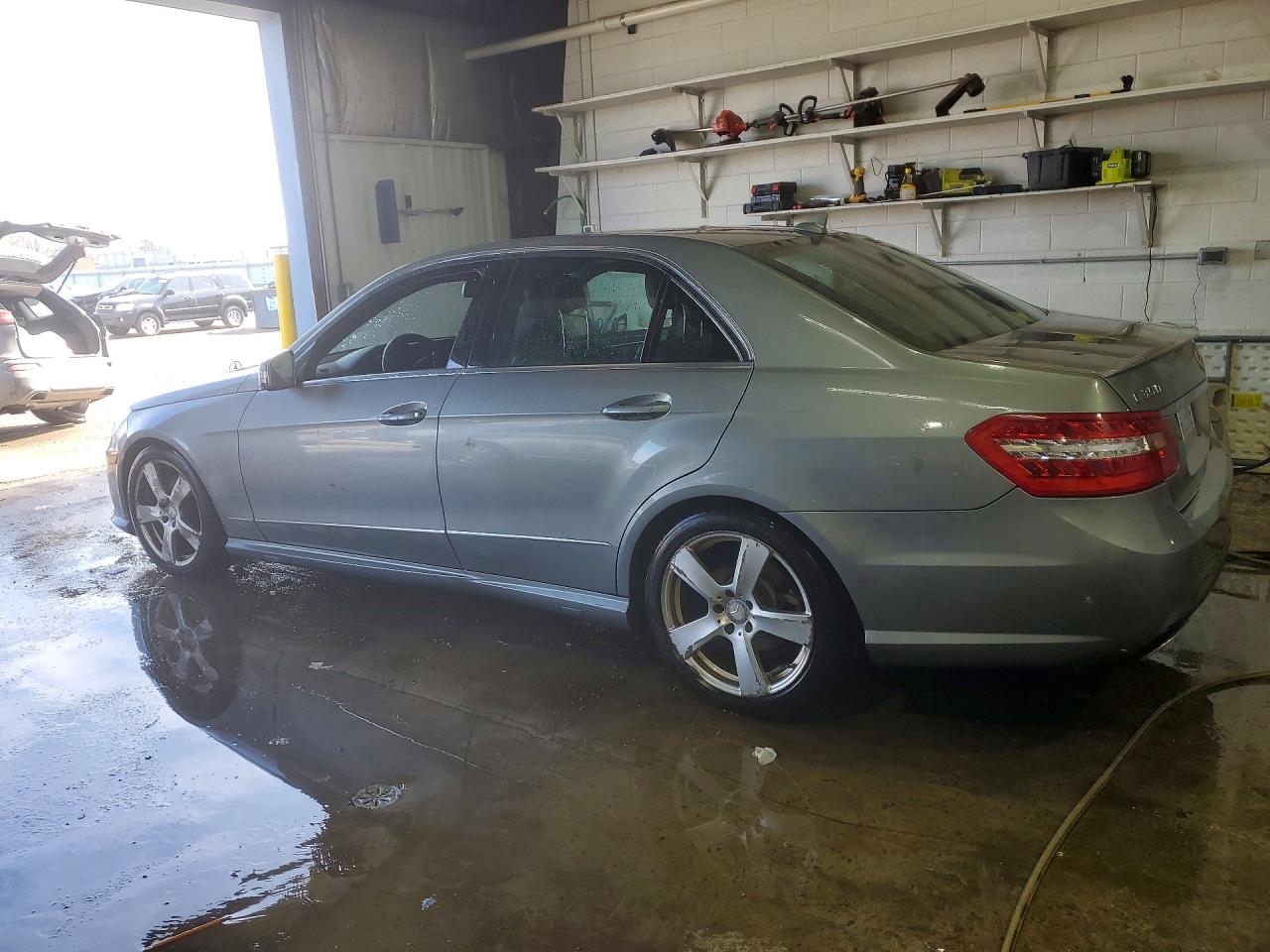 2011 MERCEDES-BENZ E 350 4MATIC photo 3