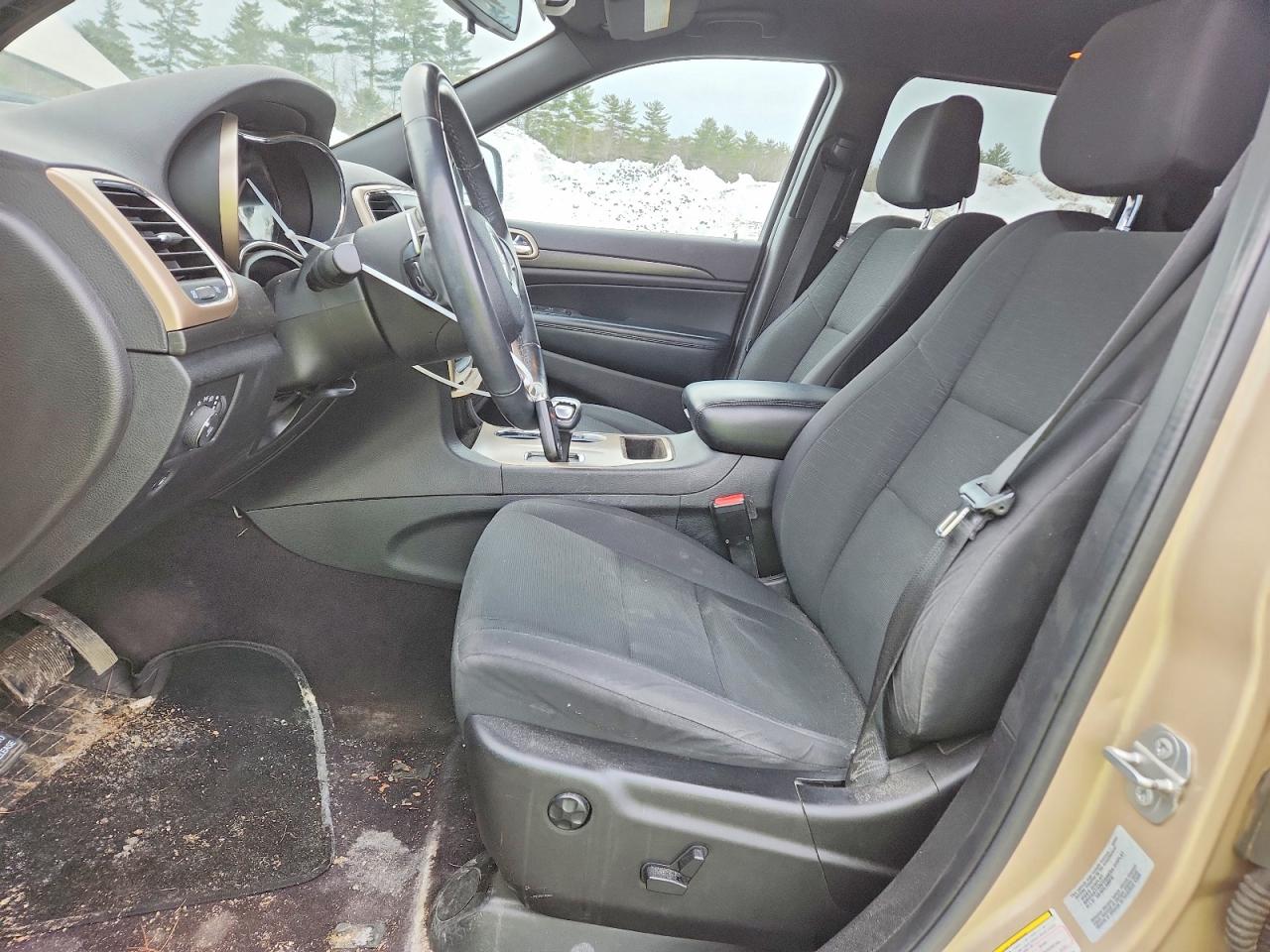 2015 JEEP GRAND CHEROKEE LAREDO photo 13