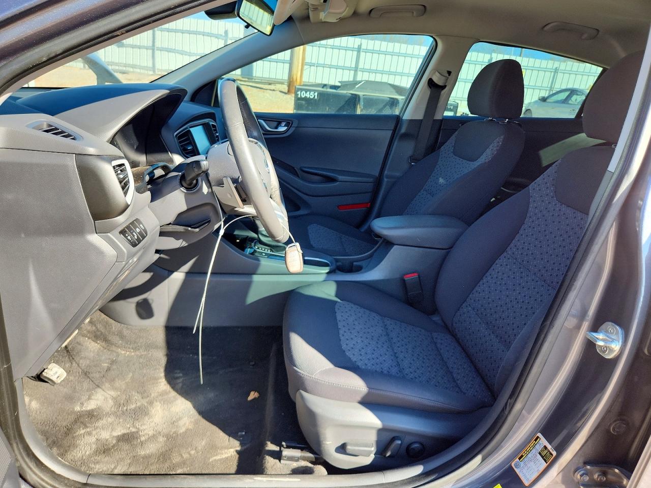 2019 HYUNDAI IONIQ SEL photo 13
