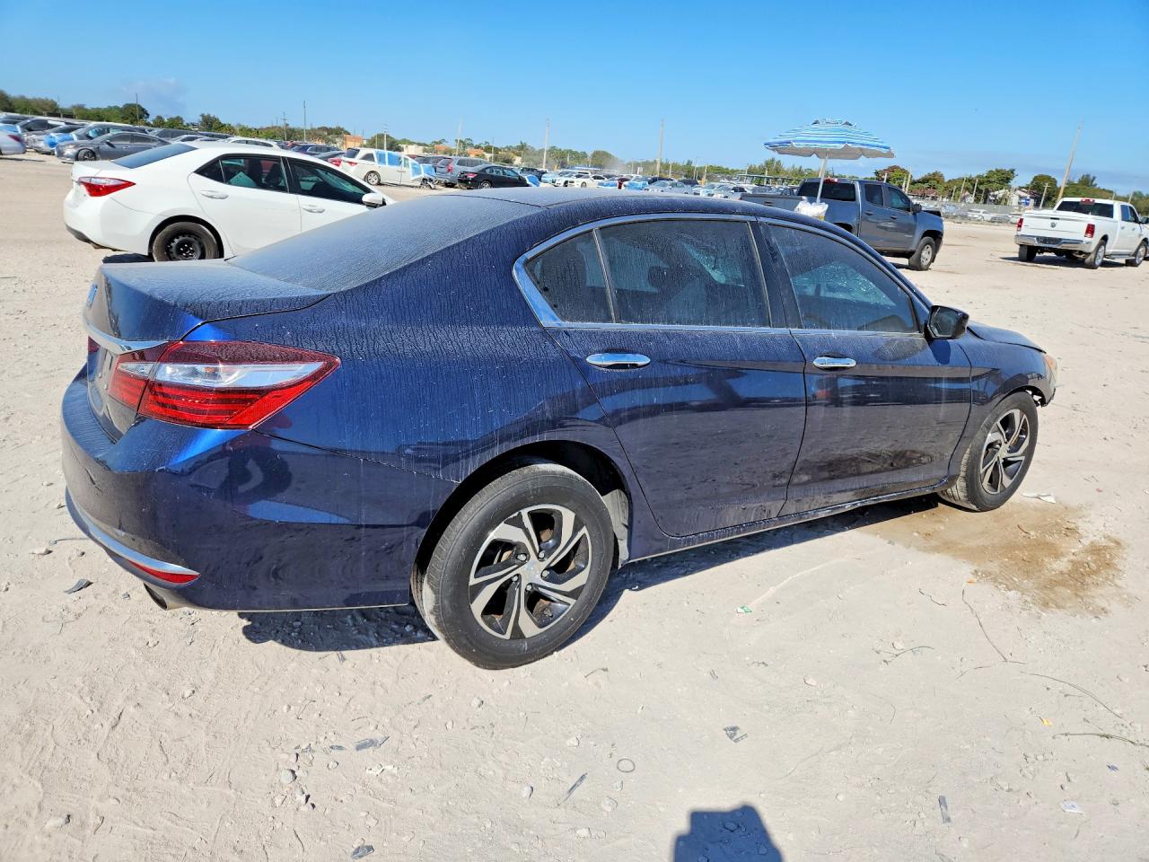 2016 HONDA ACCORD LX photo 7