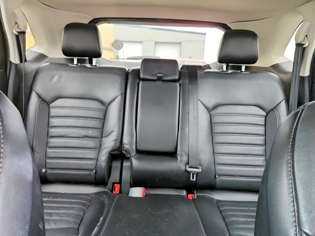 2018 FORD EDGE photo 19