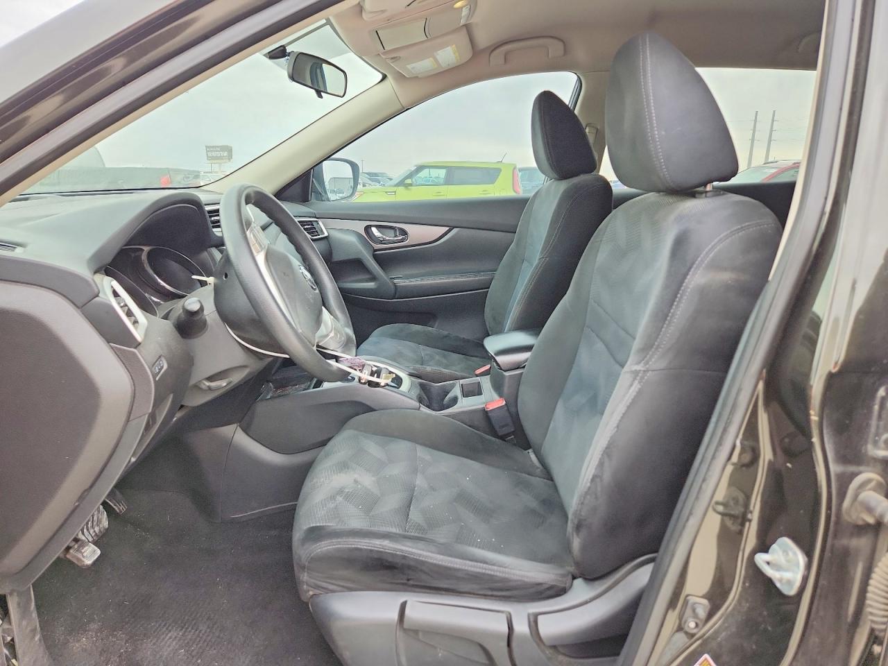 2016 NISSAN ROGUE S photo 13