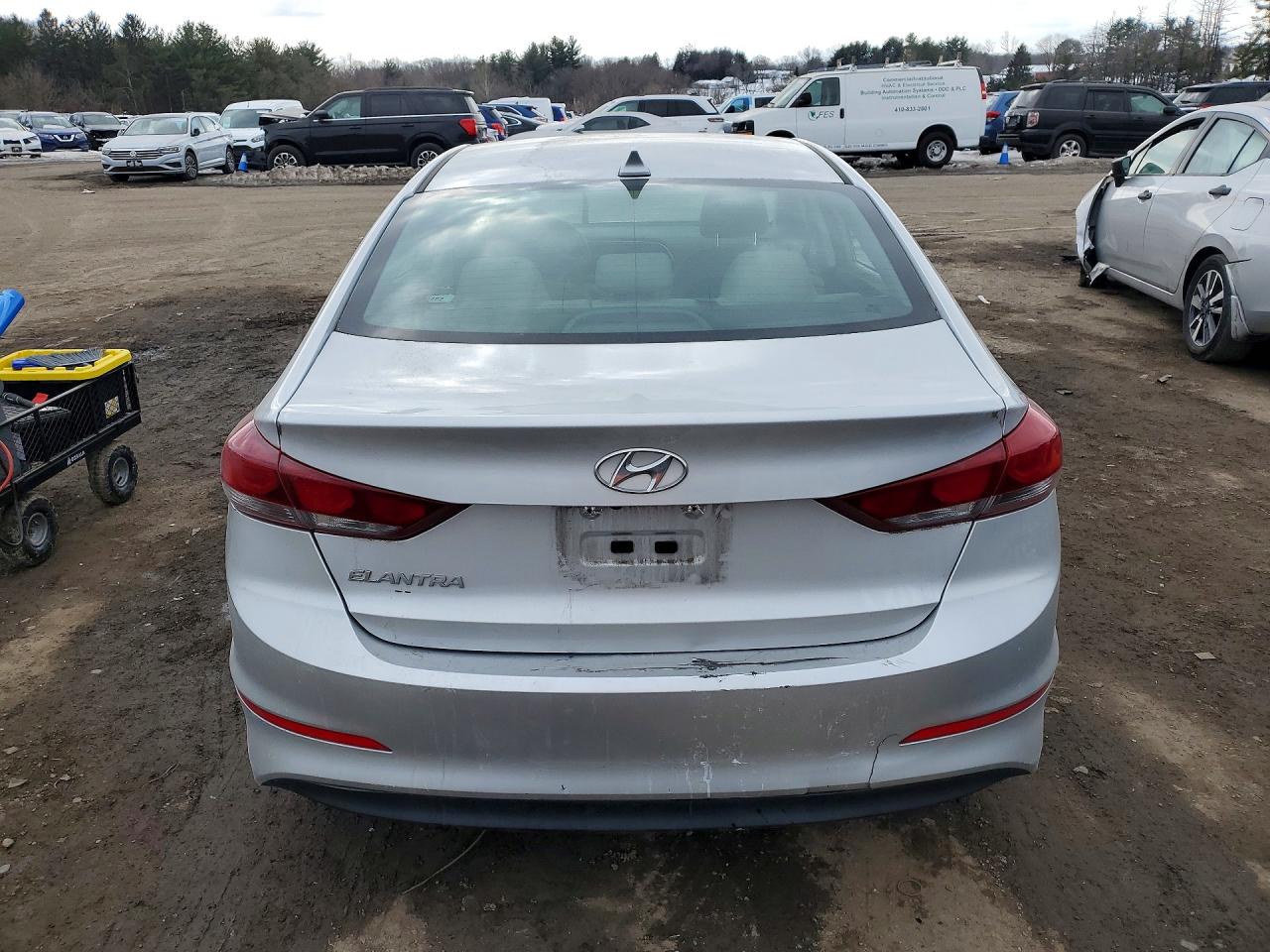 2018 HYUNDAI ELANTRA SEL photo 11