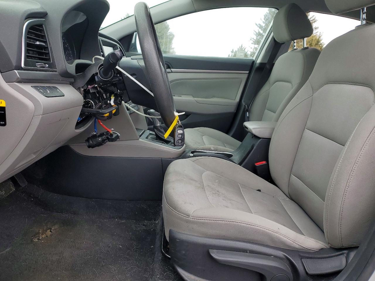 2018 HYUNDAI ELANTRA SEL photo 13