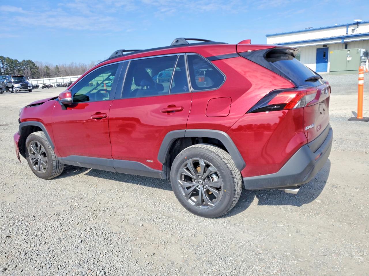 2024 TOYOTA RAV4 photo 4