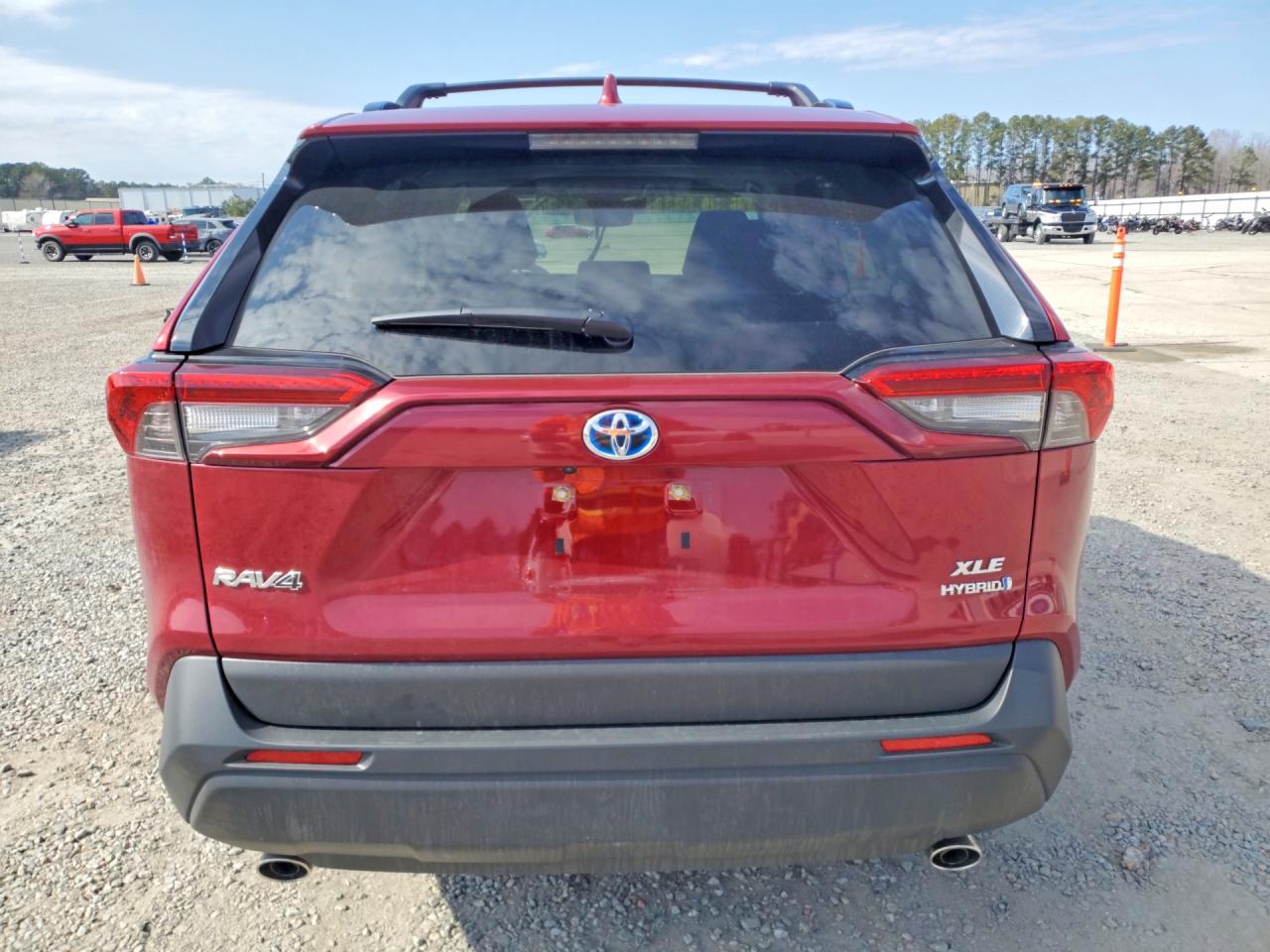 2024 TOYOTA RAV4 photo 16