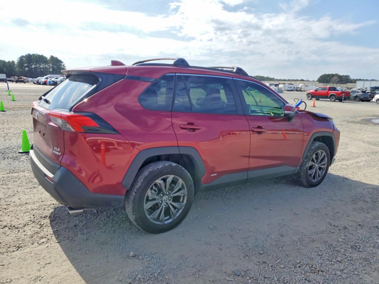 2024 TOYOTA RAV4 photo 7