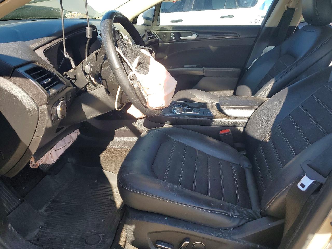 2018 FORD FUSION SE HYBRID photo 19