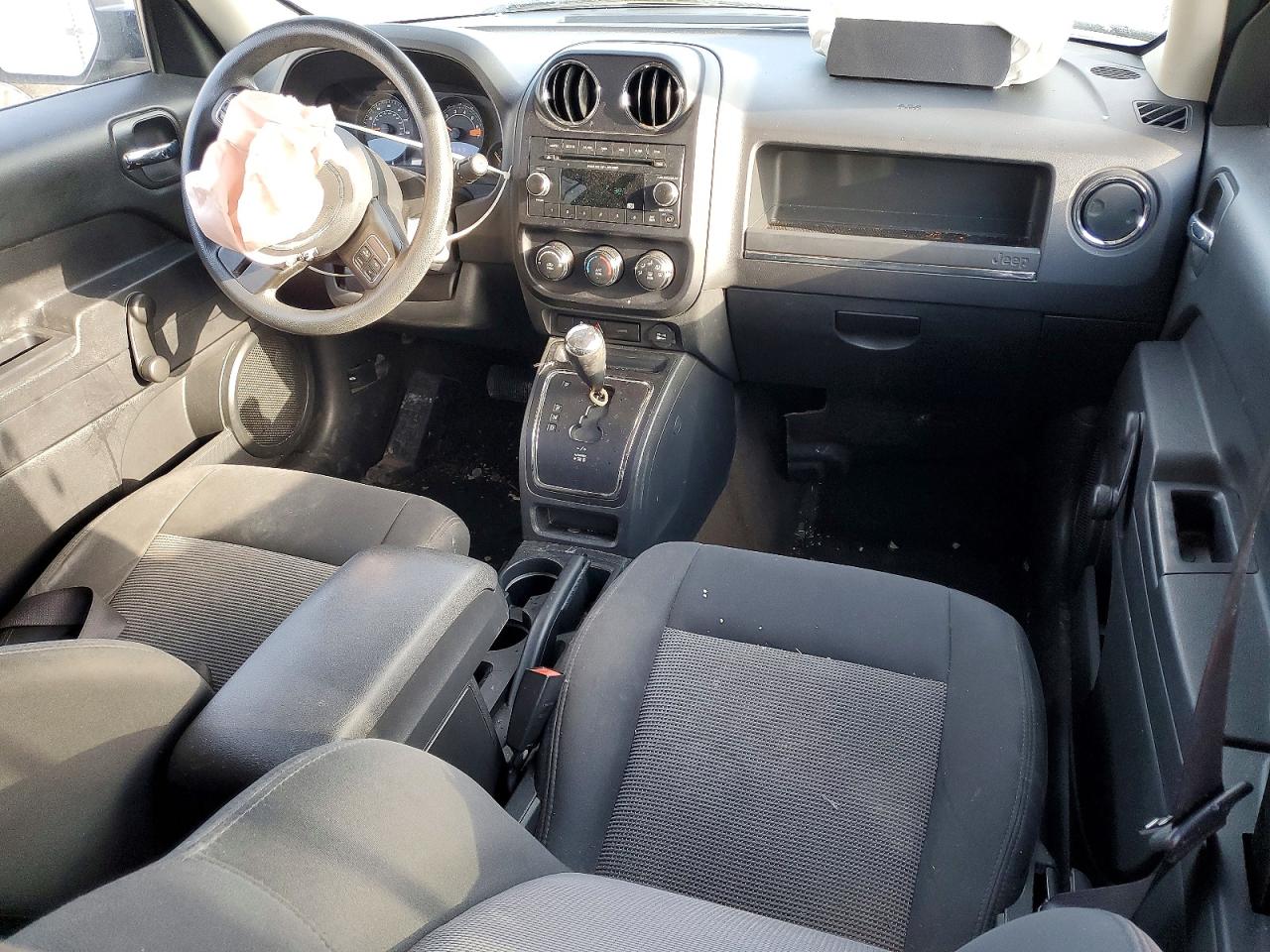2015 JEEP PATRIOT SPORT photo 15