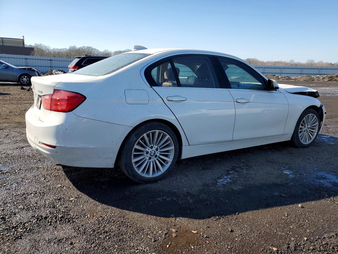 2013 BMW 328 XI SULEV photo 3