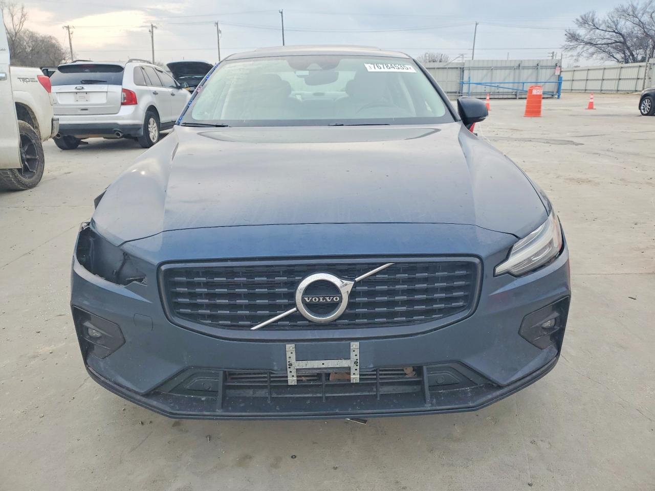 2021 VOLVO S60 T5 R-DESIGN photo 13