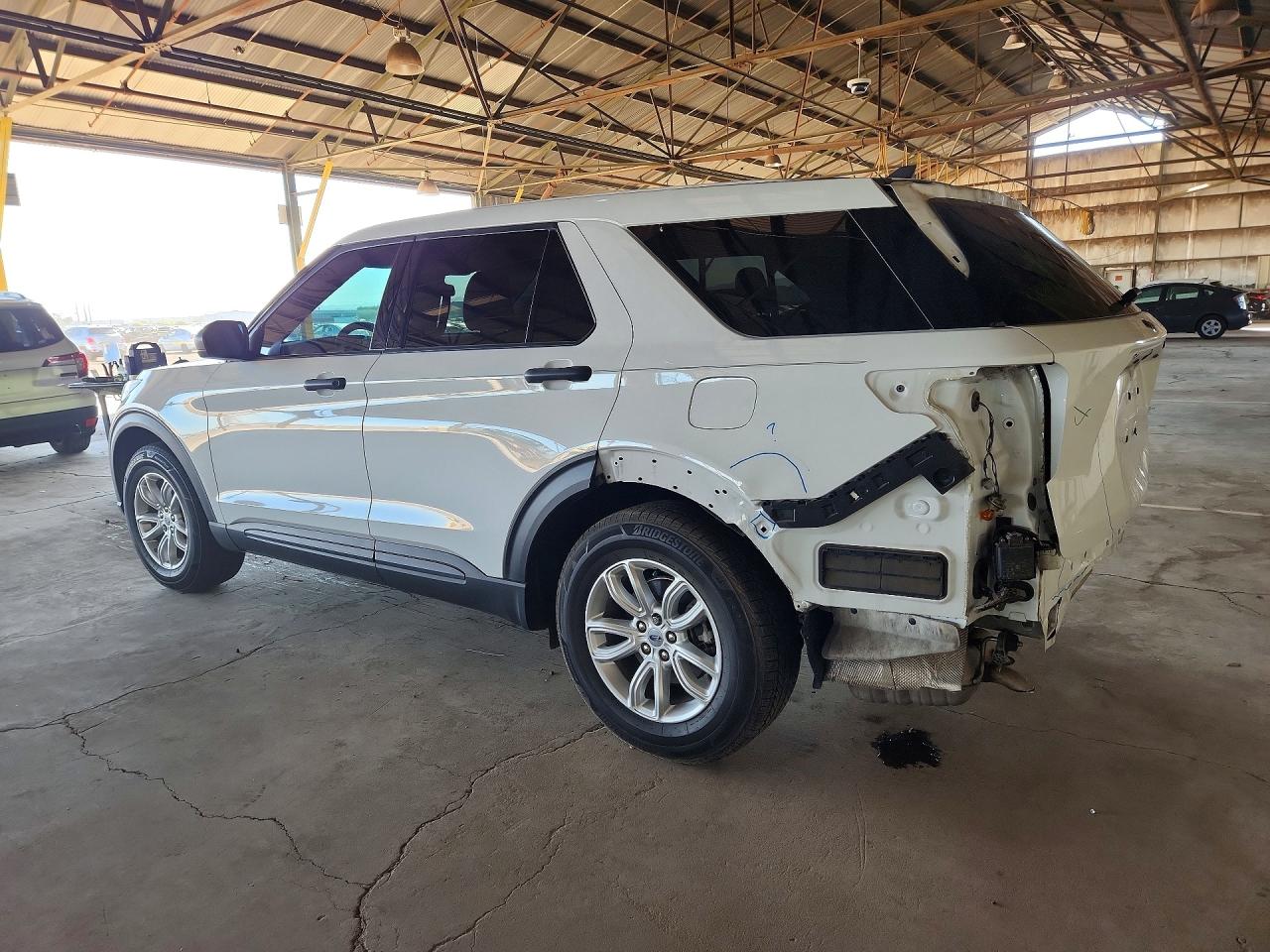 2021 FORD EXPLORER photo 4
