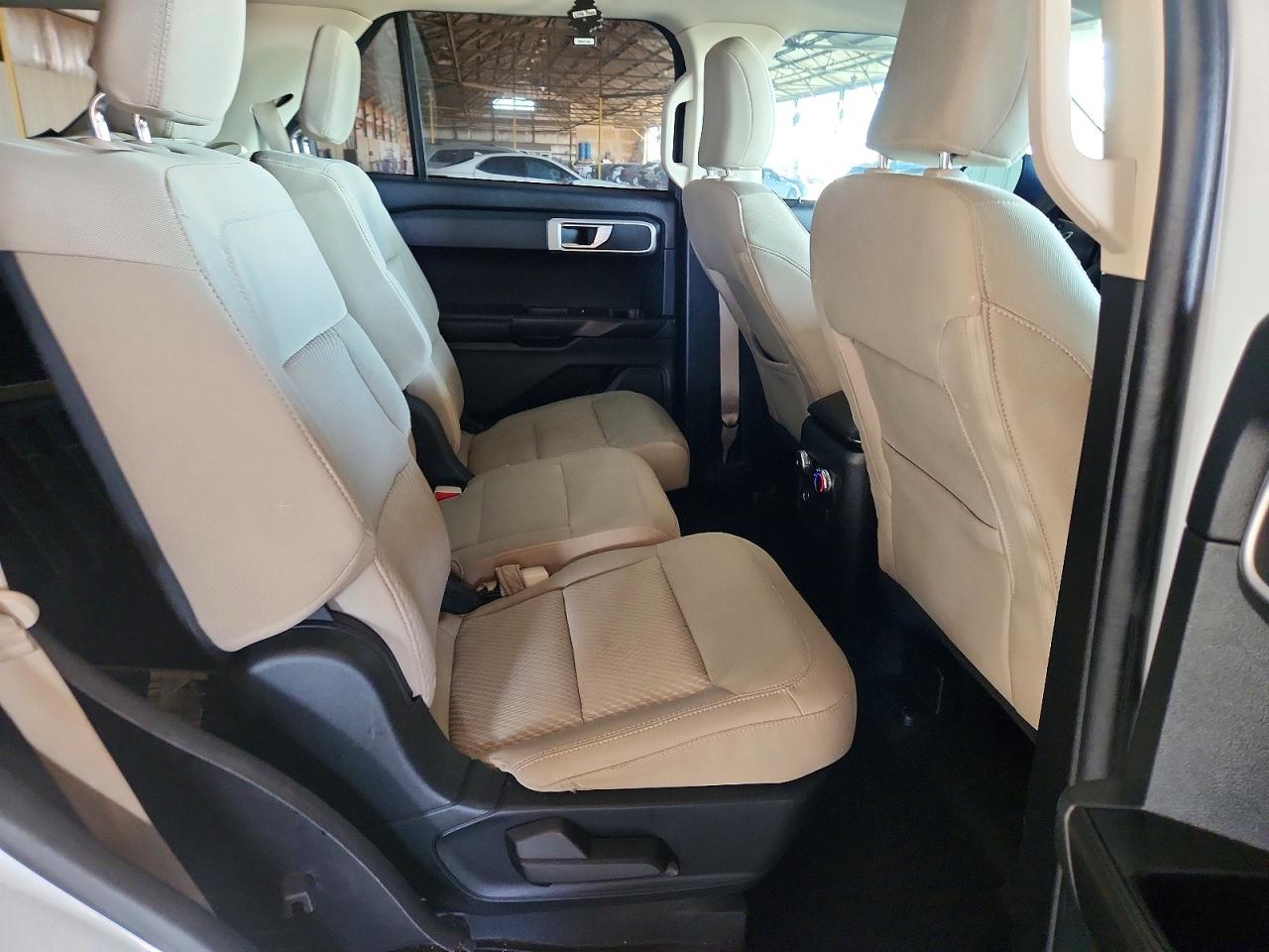 2021 FORD EXPLORER photo 31