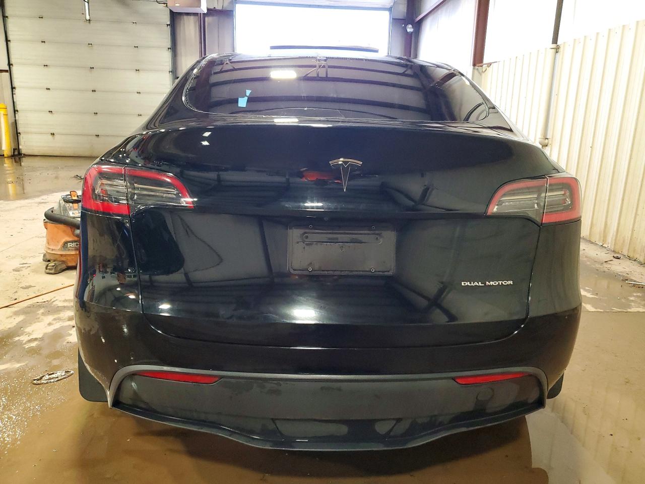 2021 TESLA MODEL Y photo 11