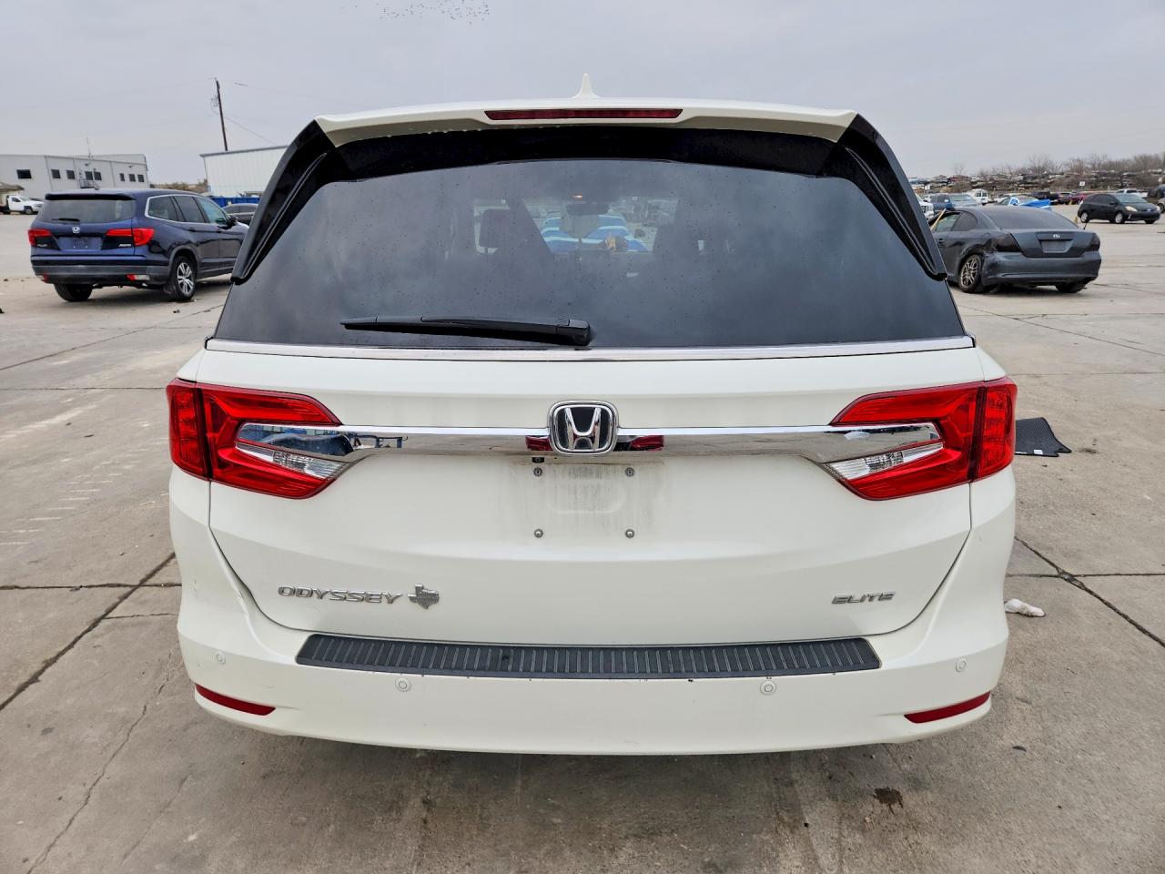 2019 HONDA ODYSSEY ELITE photo 11